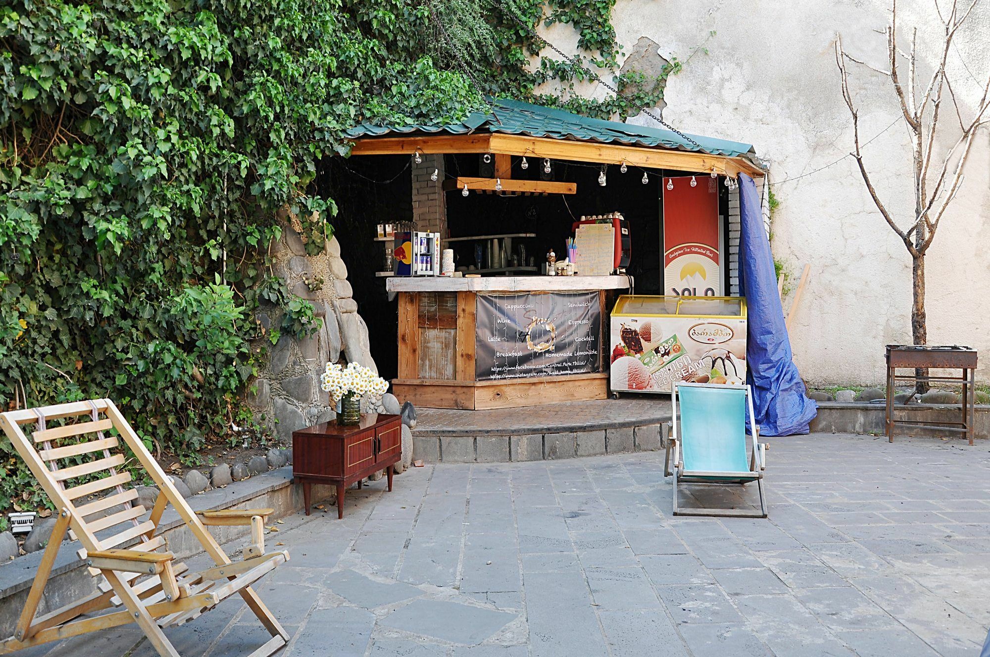 M42 Hostel Tbilisi Exterior photo