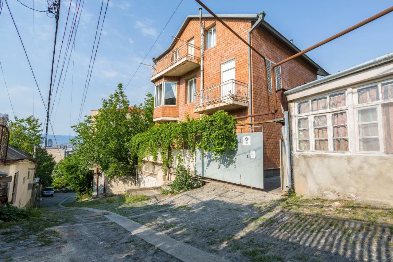 M42 Hostel Tbilisi Exterior photo