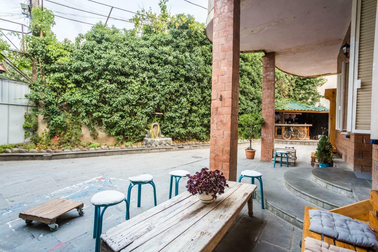 M42 Hostel Tbilisi Exterior photo